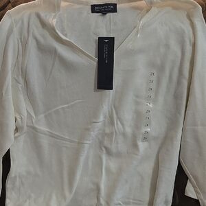 Jones New York Cream 3/4 Length Top